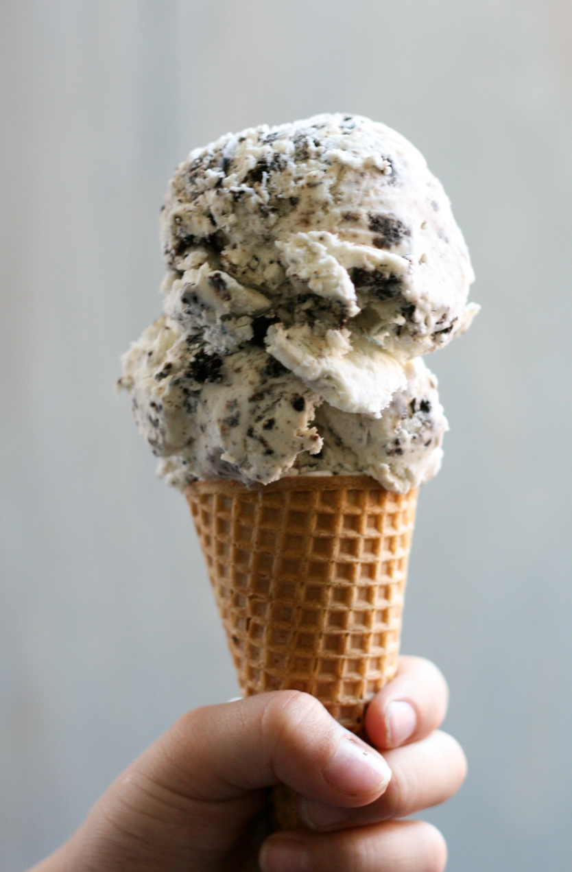 three-ingredient-no-churn-cookies-and-cream-ice-cream