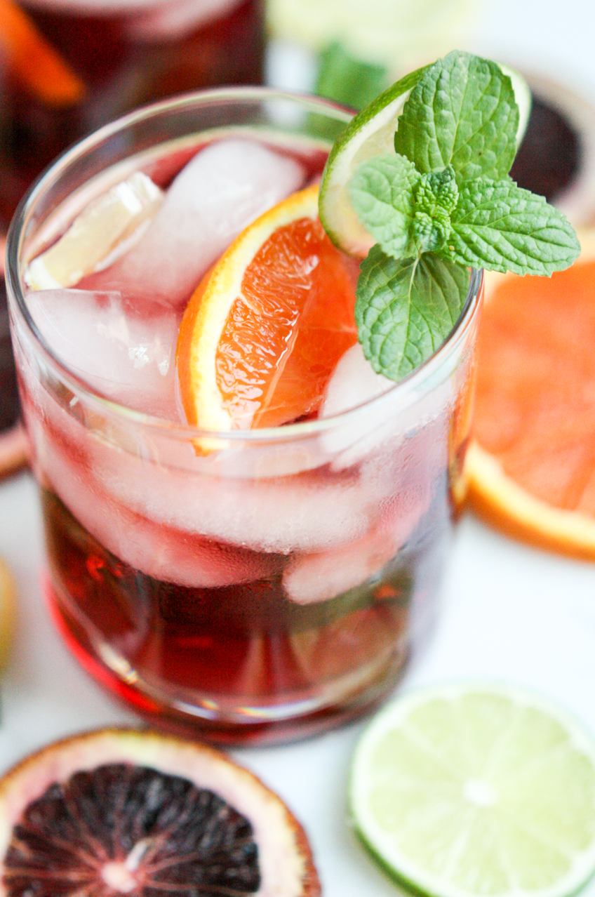 Skinny Summer Sangria - Simple, Sassy and Scrumptious